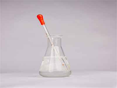المملكة العربية السعودية موردي المواد الكيميائية 99.5٪ ملدنات ثنائي أوكتيل فثالات (DOP).